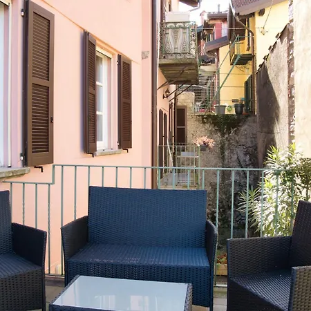 Casa Rosa - Hidden Garden With View Holiday home Fiumelatte