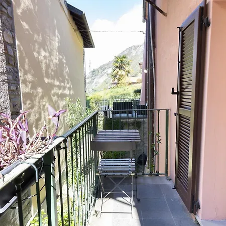 Casa Rosa - Hidden Garden With View * Fiumelatte