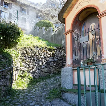 Casa Rosa - Hidden Garden With View Fiumelatte