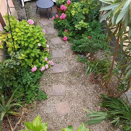 Casa Rosa - Hidden Garden With View Holiday home Fiumelatte
